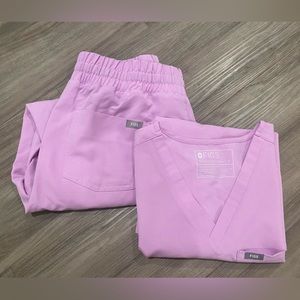 FIGS Wild Orchid Set - Single Pocket Top / Petite Zamora Jogger